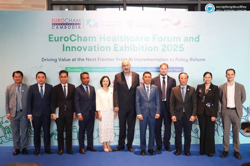 news-event-H.E. Secretary-General Chea Sereyvath Participated as a Distinguished Guest and Panelist in the Policy Dialogue on “Aligning Innovation with Policy – AI, Sandboxes, UHC and Governance” during the EuroCham Healthcare Forum and Innovation Exhibition 2025